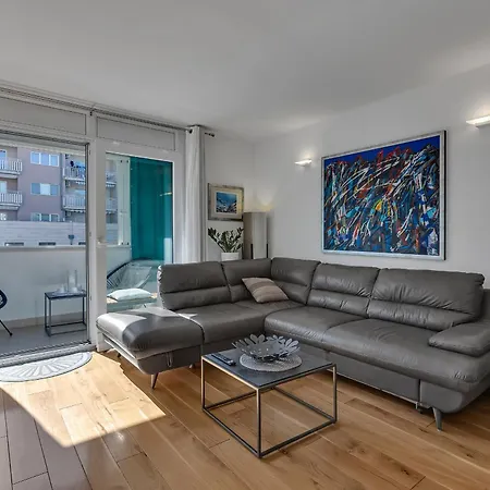 Marina Apartment *