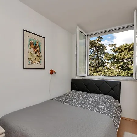 Marina Apartment *